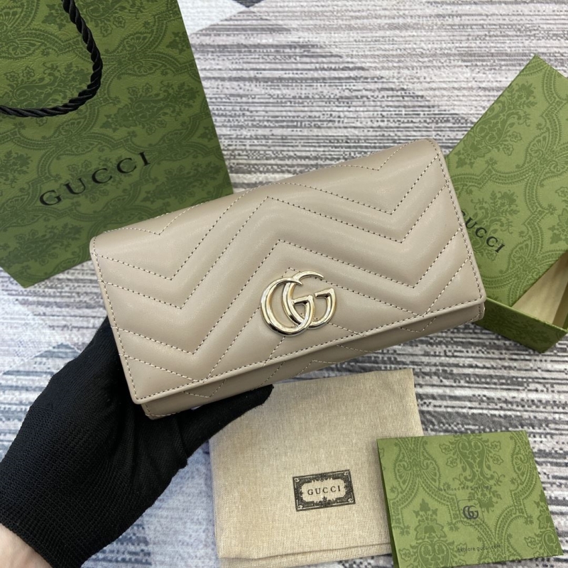 G*u*i wallets & purse